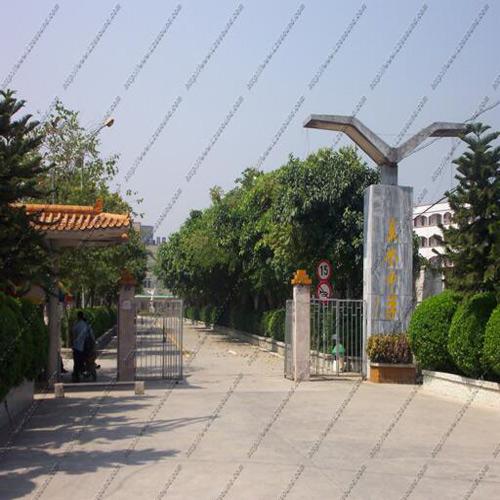 广东南海里水学校（多功能厅嵌入式会议系统）